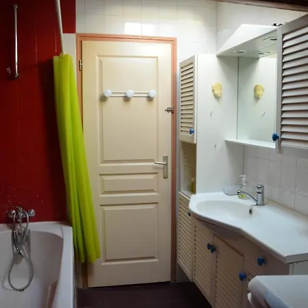 Studio et colocation - Gîte Les 7 fontaines Chevinay Extérieur photo